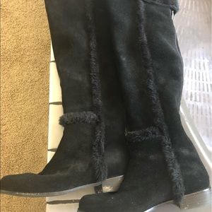 Ugg knee high black boots. Size 6